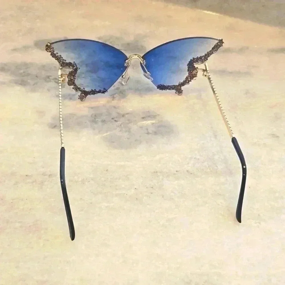 Blue Ombre Luxury Fashion Sunglasses – Gold Detail